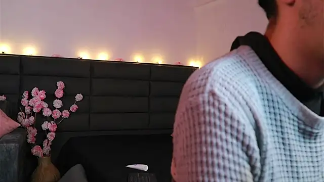 kathieandpovcock1 online show from May 2026 04:04:02 PM