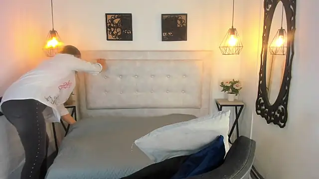 Hanna86 online show from January 2025 07:56:01 PM