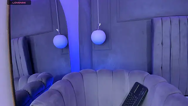 Snapshot of AmyOlimpo chatting on March 2025 05:02:01 AM AmyOlimpo online show from March 2025 05:02:01 AM