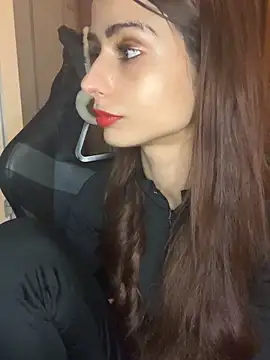 LaPetitechienne1 online show from January 2025 08:13:02 AM