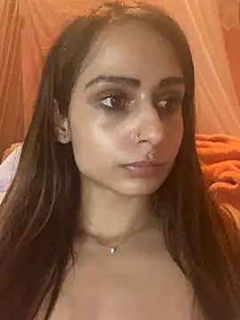 LaPetitechienne1 online show from March 2025 11:18:02 PM