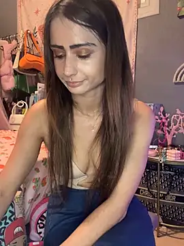 LaPetitechienne1 online show from October 2025 05:23:02 PM