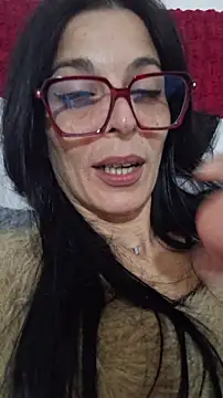 Snapshot of patatinahot87 chatting on February 2026 05:44:02 PM patatinahot87 online show from February 2026 05:44:02 PM