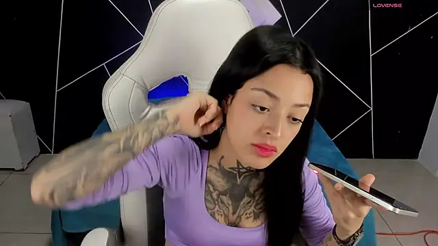 farichell online show from March 2025 12:09:02 AM