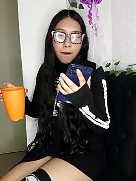 Umaru uwu online show from October 2025 07:53:01 AM