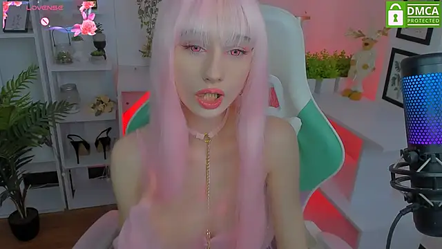 Katia Kim online show from March 2025 06:32:01 AM