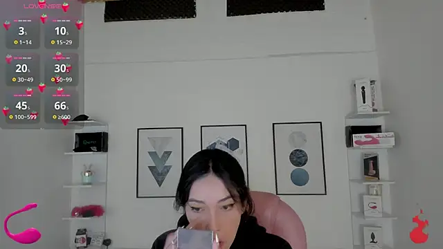 cristal  hot 1 online show from January 2025 04:10:02 AM