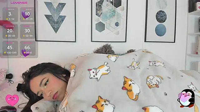 cristal  hot 1 online show from February 2025 10:18:01 AM