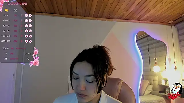 cristal  hot 1 online show from February 2026 05:05:01 AM