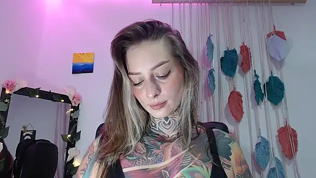 agatha ink3 online show from February 2025 04:47:01 AM