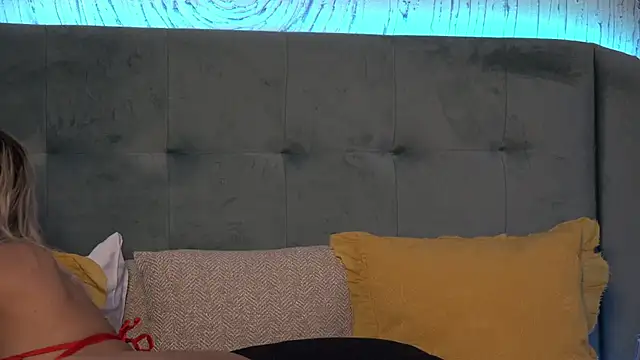 IvyRubens online show from December 2024 12:56:02 PM