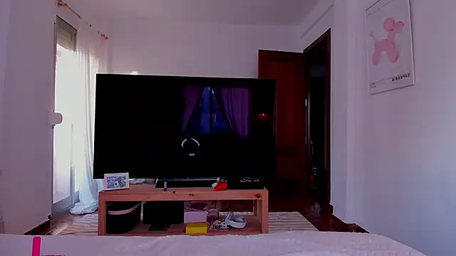 Snapshot of _viioletweekend_ chatting on January 2026 04:31:02 PM viioletweekend online show from January 2026 04:31:02 PM