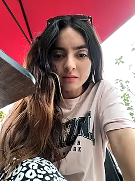 Sam Sara online show from March 2025 06:33:01 PM