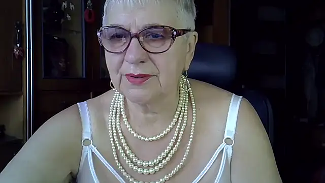 SweetCherry27 online show from September 2025 04:34:02 AM