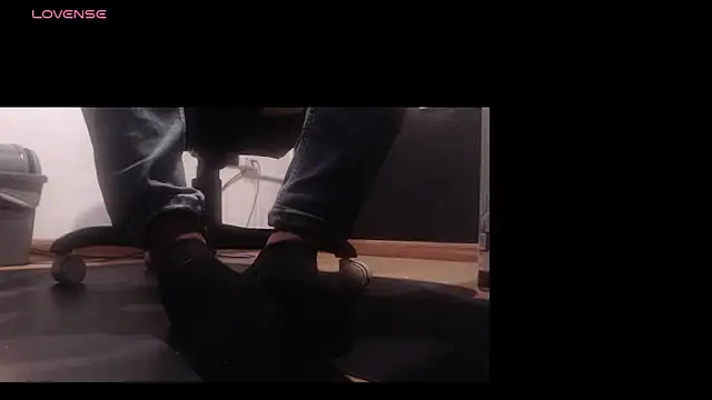 curiousskinny3 online show from February 2026 08:41:01 AM