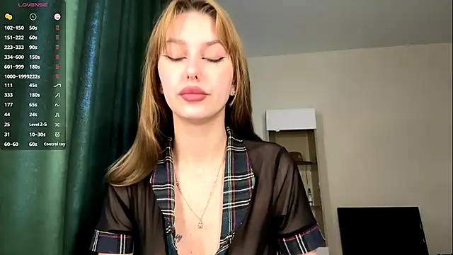 SofyBruno online show from May 2026 04:19:02 AM