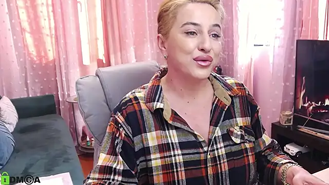 CarrieLoveX online show from January 2025 12:48:01 PM