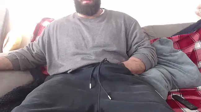 hugemachohandsome online show from December 2024 12:15:01 PM