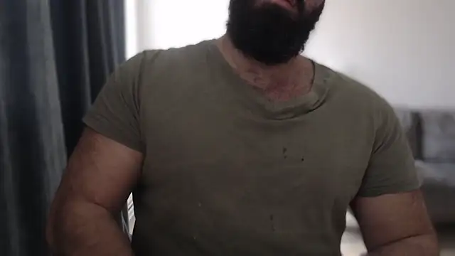 hugemachohandsome online show from November 2025 08:27:02 AM