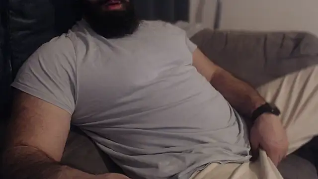 hugemachohandsome online show from February 2026 09:51:02 PM