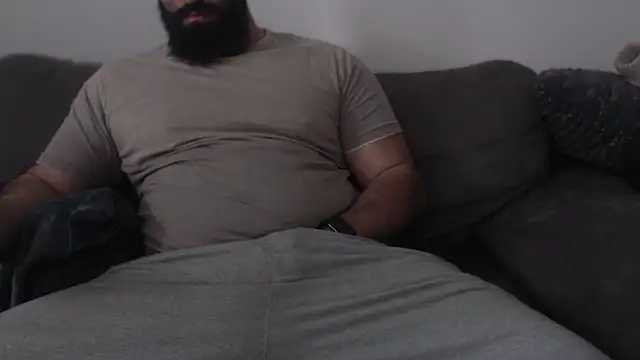 hugemachohandsome online show from May 2026 05:24:01 AM