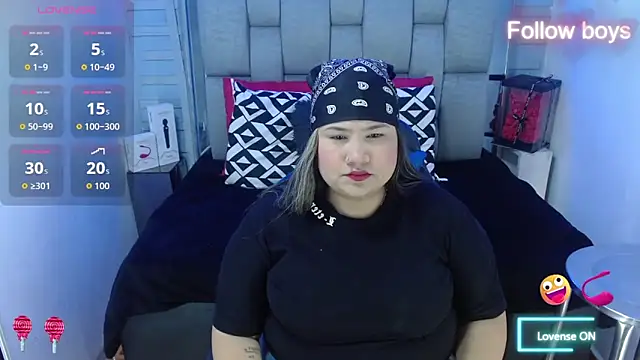 evelin zaens online show from October 2025 04:57:02 AM