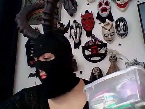 FeticheMacabre online show from March 2026 06:32:01 PM