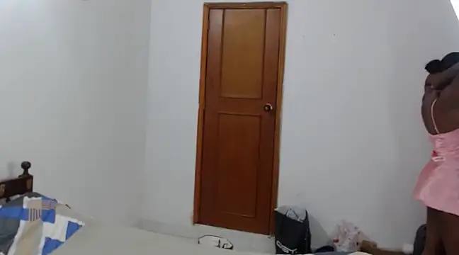 Snapshot of interracia1xx chatting on February 2025 04:39:01 AM interracia1xx online show from February 2025 04:39:01 AM