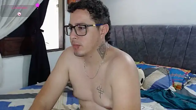 Snapshot of interracia1xx chatting on September 2025 05:38:01 PM interracia1xx online show from September 2025 05:38:01 PM