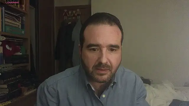 curiosillo83 online show from March 2025 04:27:02 AM