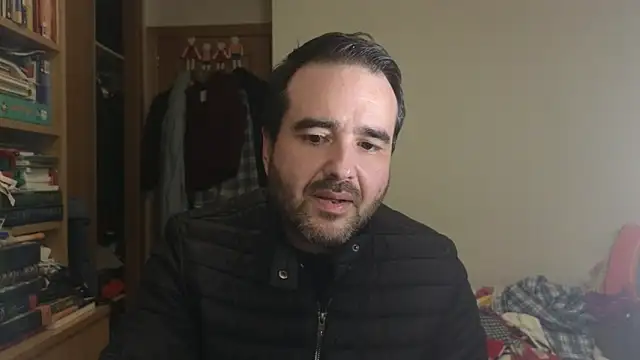 curiosillo83 online show from March 2026 09:28:01 PM