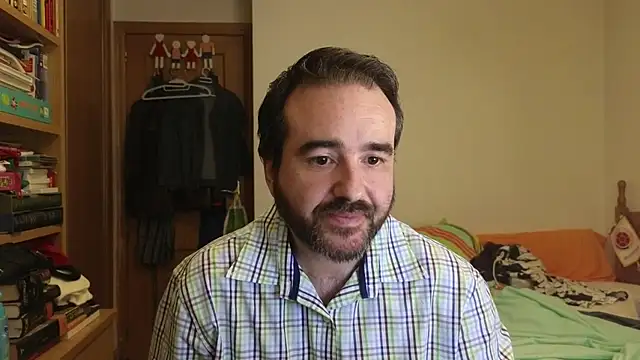 curiosillo83 online show from July 2026 02:21:02 PM