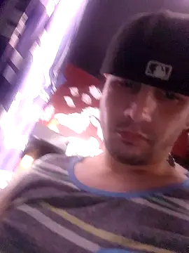 Snapshot of Baggin_Straight_Boys chatting on July 2026 11:36:01 AM Baggin Straight Boys online show from July 2026 11:36:01 AM