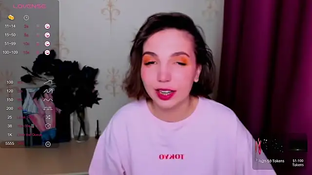 KindHazelHere  online show from October 2025 08:12:01 AM