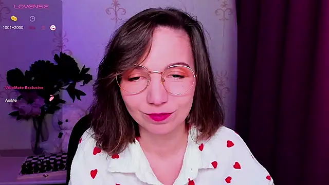 KindHazelHere  online show from March 2026 06:11:02 PM