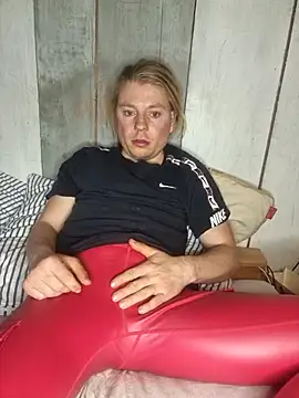 Snapshot of Tobias112cc chatting on November 2025 09:24:02 PM Tobias112cc online show from November 2025 09:24:02 PM