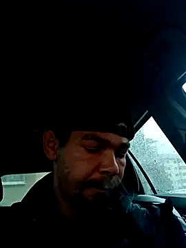 Medelin92 online show from April 2026 04:37:02 PM