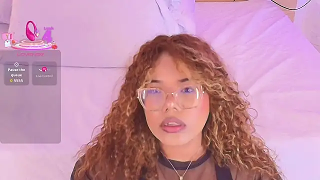  nickypurple  online show from December 2025 06:05:02 PM