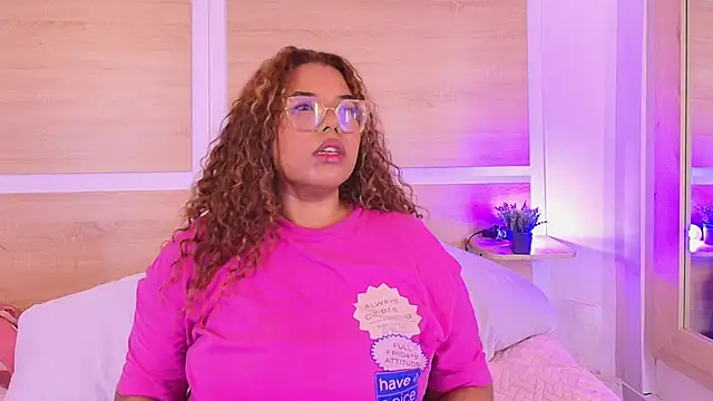  nickypurple  online show from May 2026 02:33:01 PM