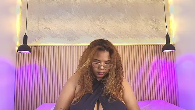  nickypurple  online show from June 2026 01:12:01 PM