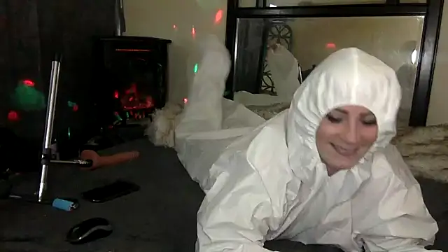 TiffaneyLove online show from February 2025 05:42:02 AM