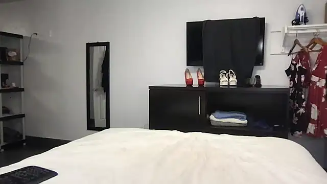 TiffaneyLove online show from May 2026 11:01:04 PM