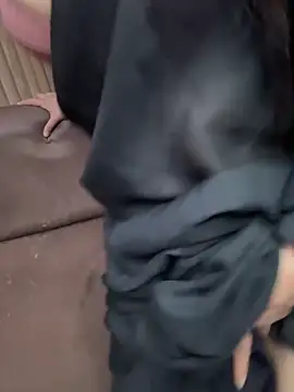 Snapshot of Priyana_Chopra chatting on March 2025 05:31:01 AM Priyana Chopra online show from March 2025 05:31:01 AM