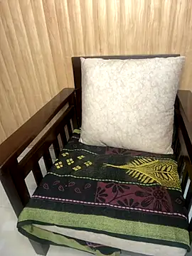 Snapshot of Priyana_Chopra chatting on November 2025 05:29:02 AM Priyana Chopra online show from November 2025 05:29:02 AM