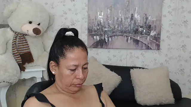 mature martina online show from May 2026 09:17:02 AM