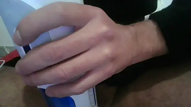 toulousain77 online show from February 2025 08:11:02 PM