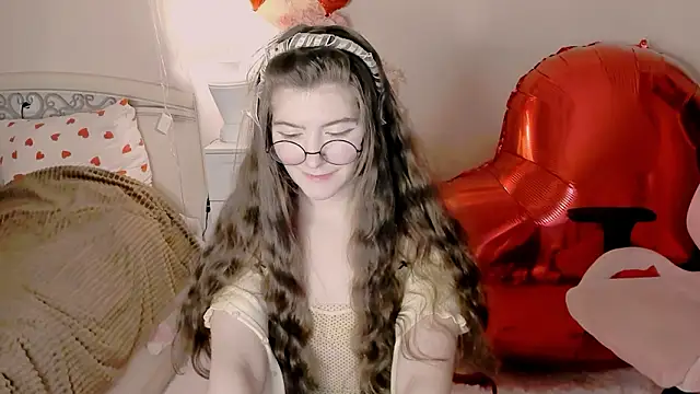 Snapshot of RuthMorse chatting on February 2026 06:15:02 PM RuthMorse online show from February 2026 06:15:02 PM