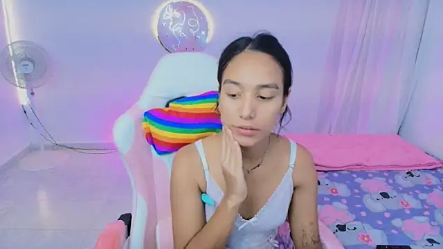 Nanami 19 online show from June 2026 07:11:01 PM