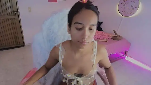 Nanami 19 online show from July 2026 08:45:01 PM