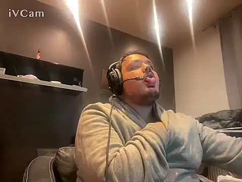 Bebemickey75 online show from September 2025 11:52:02 PM